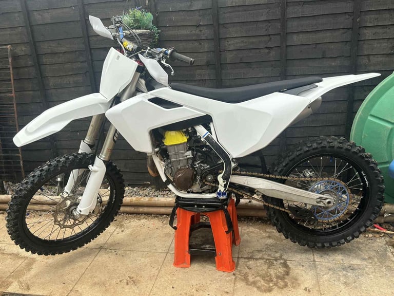 HUSQVARNA 450 2016