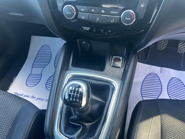 2016 Nissan Qashqai 1.2 DIG-T N-Connecta 2WD Euro 6 (s/s) 5dr HATCHBACK Petrol Manual