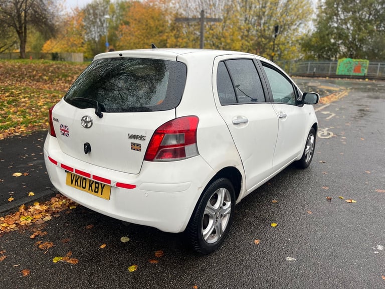 Toyota, YARIS, Hatchback, 2010, Semi-Auto, 1329 (cc), 5 doors