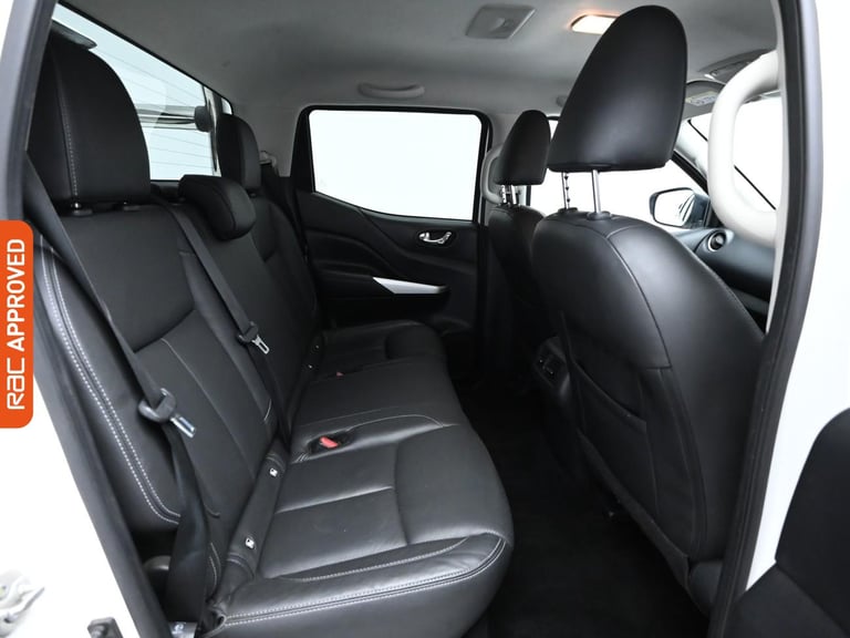 2021 Nissan Navara 2.3 dCi Tekna Pickup Double Cab 4dr Diesel Auto 4WD Euro 6 (190 ps) Pick Up DI...