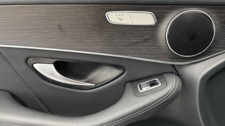 2020 Mercedes-Benz GLC 2.0 GLC220d AMG Line SUV 5dr Diesel G-Tronic+ 4MATIC Euro 6 (s/s) (194 ps)...