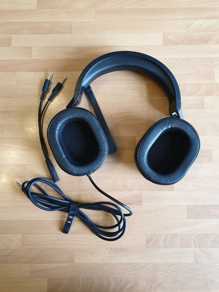 Cosair HS55 Gaming Headset