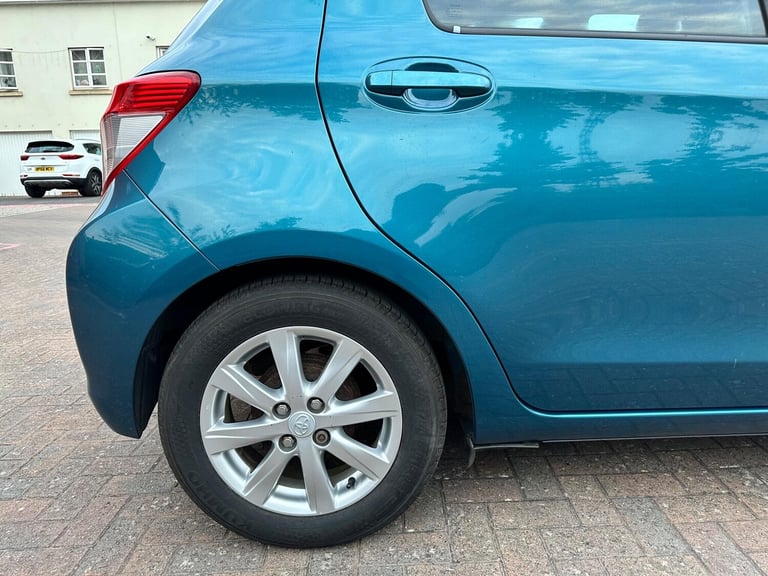 2013 Toyota Yaris 1.33 Dual VVT-i TR Euro 5 5dr HATCHBACK Petrol Manual
