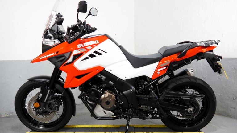 2020 Suzuki V Strom 1050 RC DL1000 XT 15k ,crash bars great adventure bike