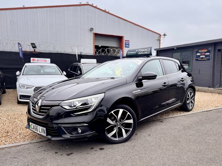 2016 Renault Megane 1.5 dCi Dynamique S Nav 5dr HATCHBACK Diesel Manual