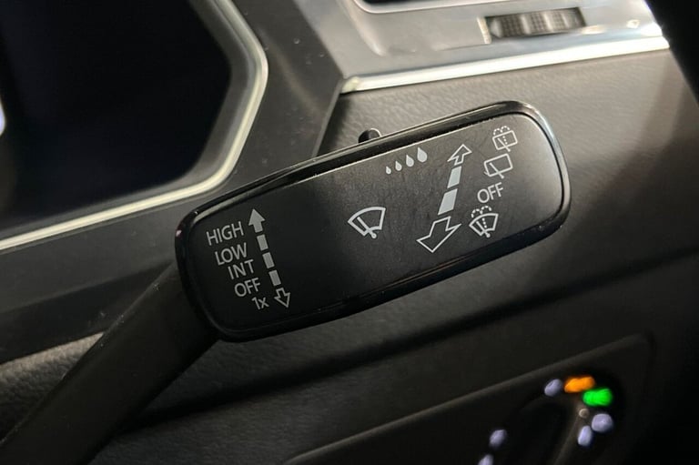 2022 72 VOLKSWAGEN TIGUAN ALLSPACE 1.5 TSI R-LINE SUV 5DR PETROL DSG EURO 6 (S/S