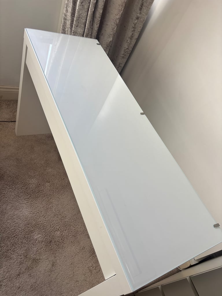 IKEA malm dressing table 