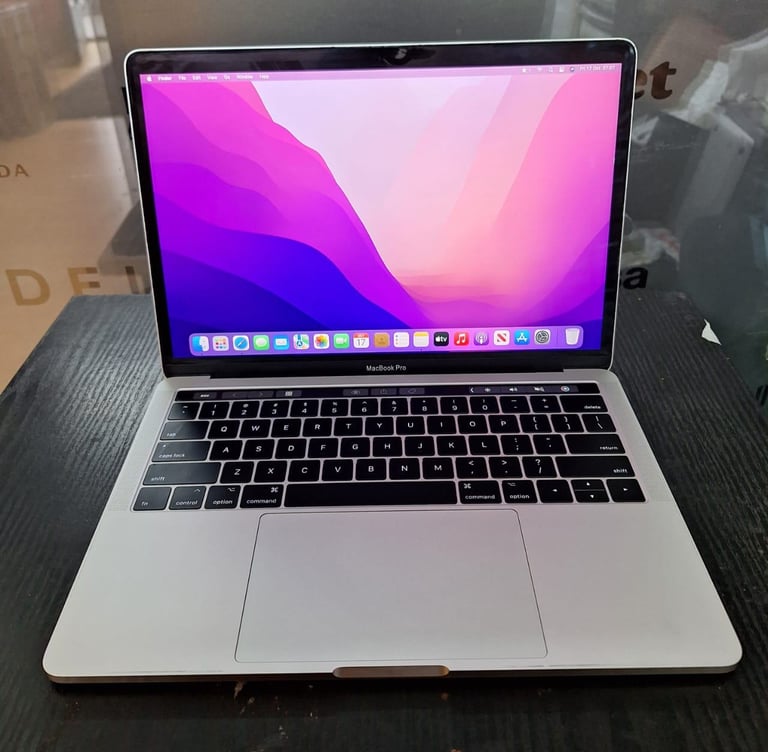 image for MacBook Pro (13 Inch, 2016 ,Four thunderbolt 3 Ports)