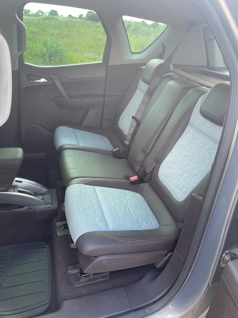Opel Meriva LHD low miles