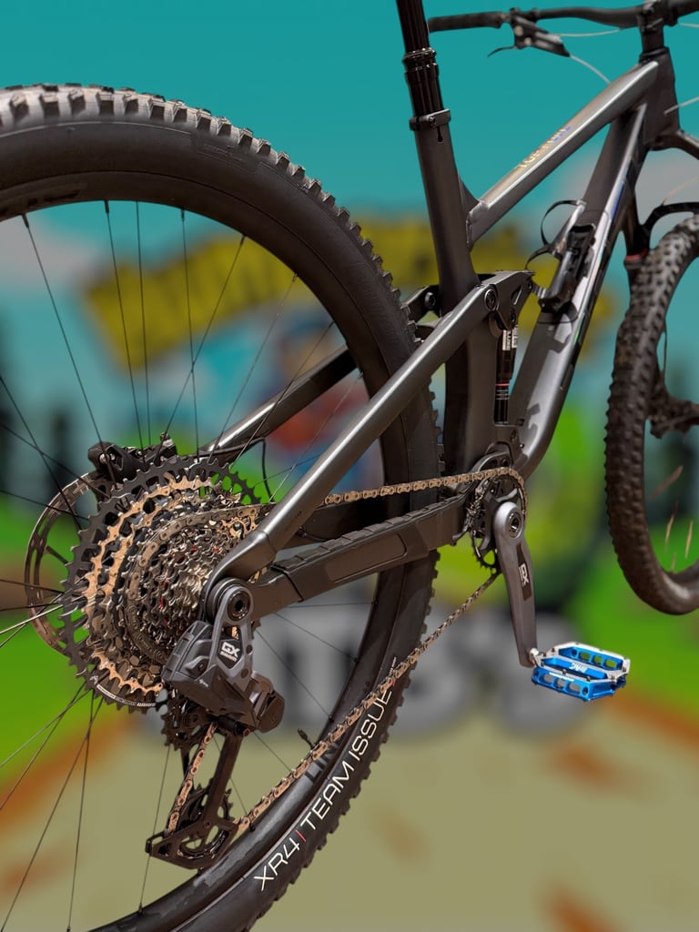 LARGE / Trek Top Fuel 8 GX AXS Full Suspension Mountain Bike / 29” / Rockshox / 2024