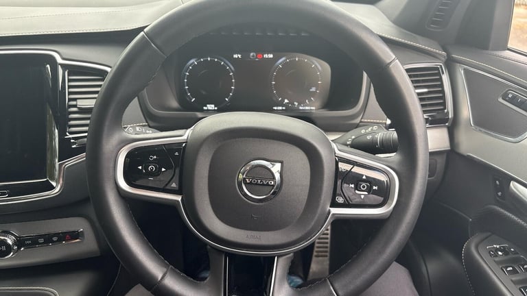 2022 Volvo XC90 R-Design, B5 AWD mild hybrid, 7 Seats ESTATE Diesel/Electric Hybrid Automatic