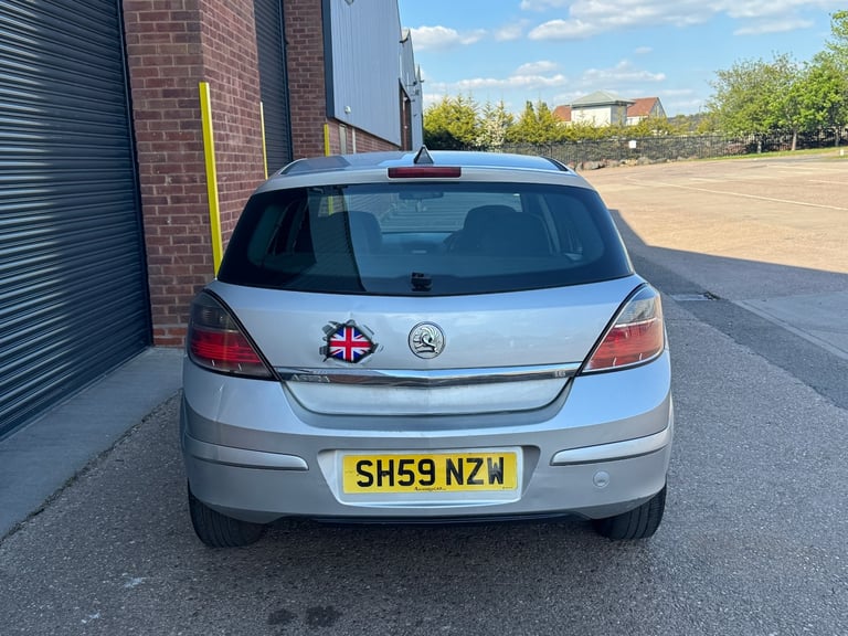 2009 Vauxhall Astra 1.6i 16V Life [115] 5dr [AC] HATCHBACK Petrol Manual - Image 7