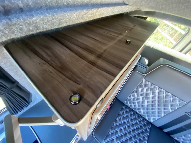 2010 Volkswagen Transporter 5 Belts, 4 Berth Campervan