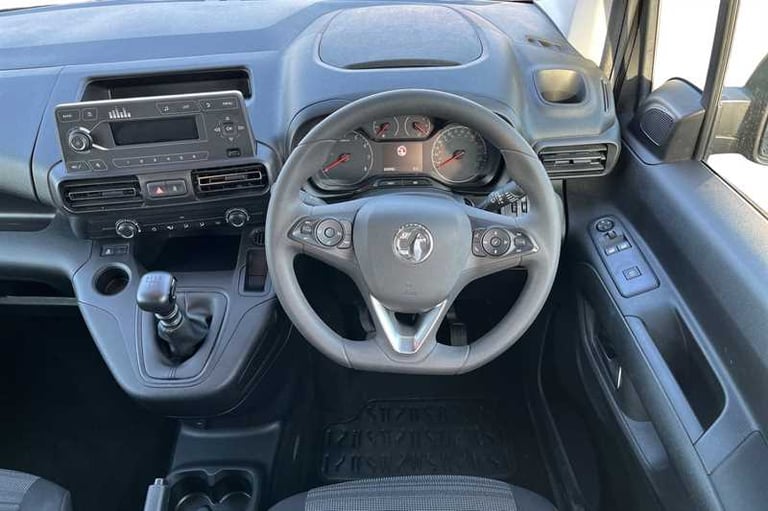 2022 Vauxhall Combo Life 1.5 Turbo D Edition 5dr MPV DIESEL Manual