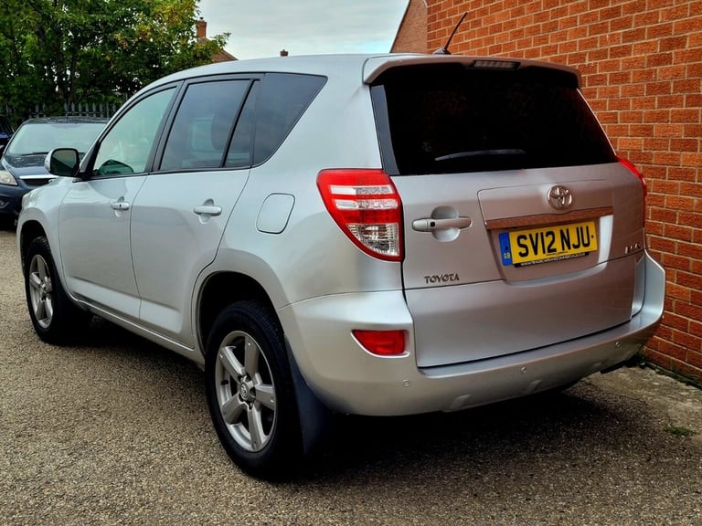 2012 Toyota RAV4 2.2 D-4D XT-R 5dr ESTATE DIESEL Manual