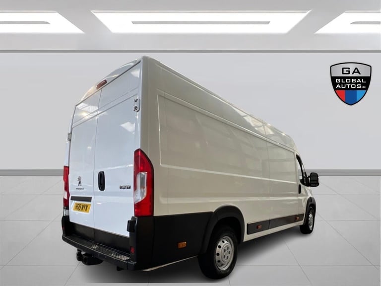 2019 Peugeot Boxer 2.0 BlueHDi 435 Professional L4 H2 Euro 6 5dr PANEL VAN Diesel Manual