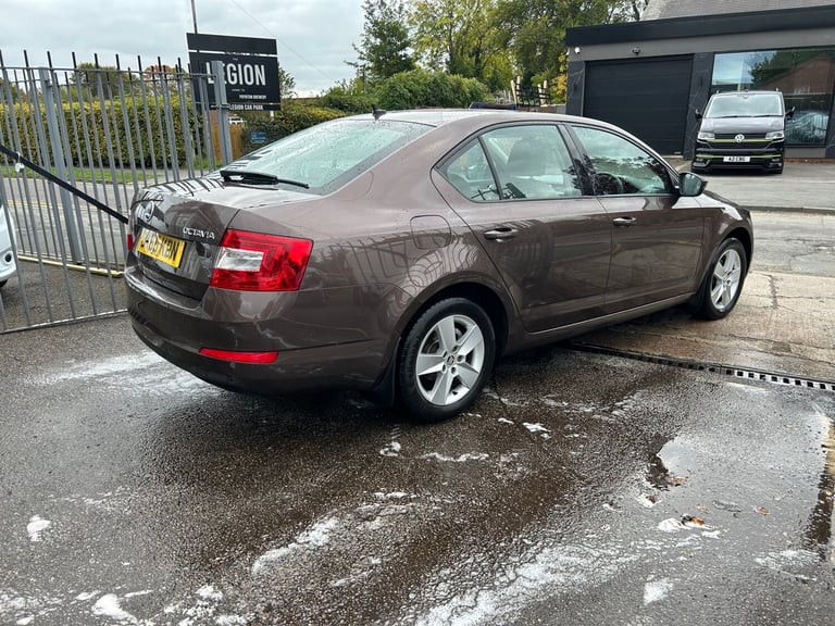 2015 Skoda Octavia 1.4 TSI 150 SE L 5dr HATCHBACK Petrol Manual