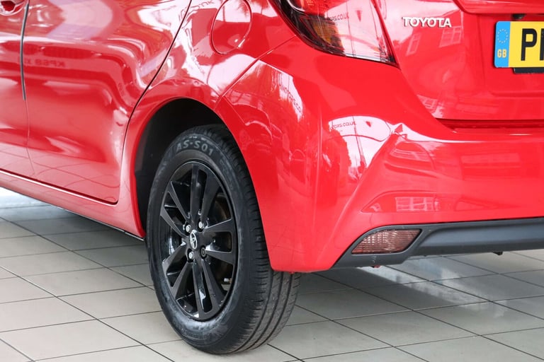 2016 Toyota Yaris 1.3 Yaris Icon VVT-I 5dr Hatchback Petrol Manual