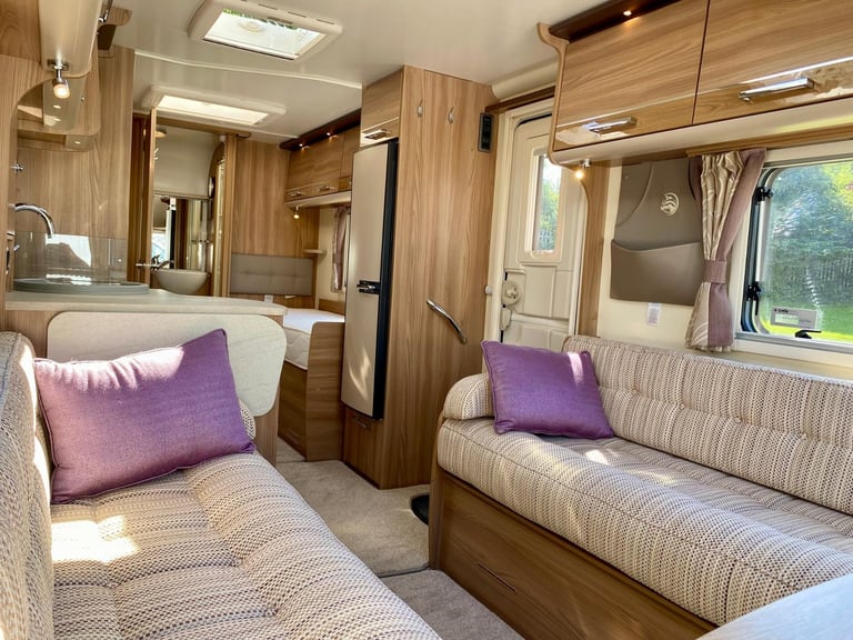 2015 Bailey Unicorn 3 Cadiz. 4 Berth. Single Axle Touring Caravan