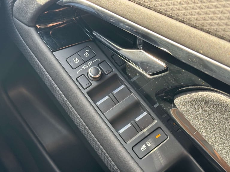2019 Land Rover Range Rover Evoque 2.0 D180 R-Dynamic S 5dr Auto ESTATE DIESEL Automatic