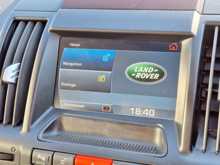 LAND ROVER FREELANDER 2 2.2 SD4 HSE 2012