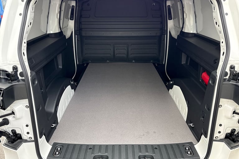 2025 Volkswagen ID. Buzz Cargo 210kW Commerce 79kWh Auto Van ELECTRIC Automatic