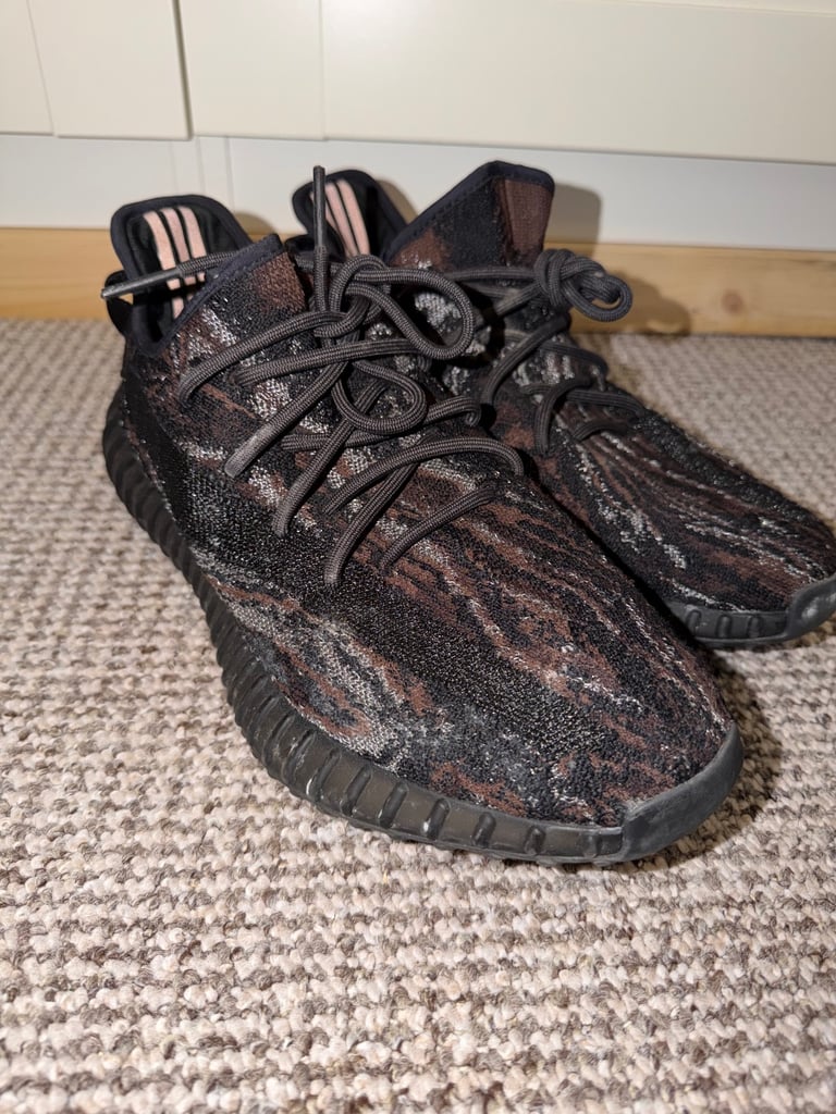 Yeezys adidas uk 11  6 PAIRS JOB LOT