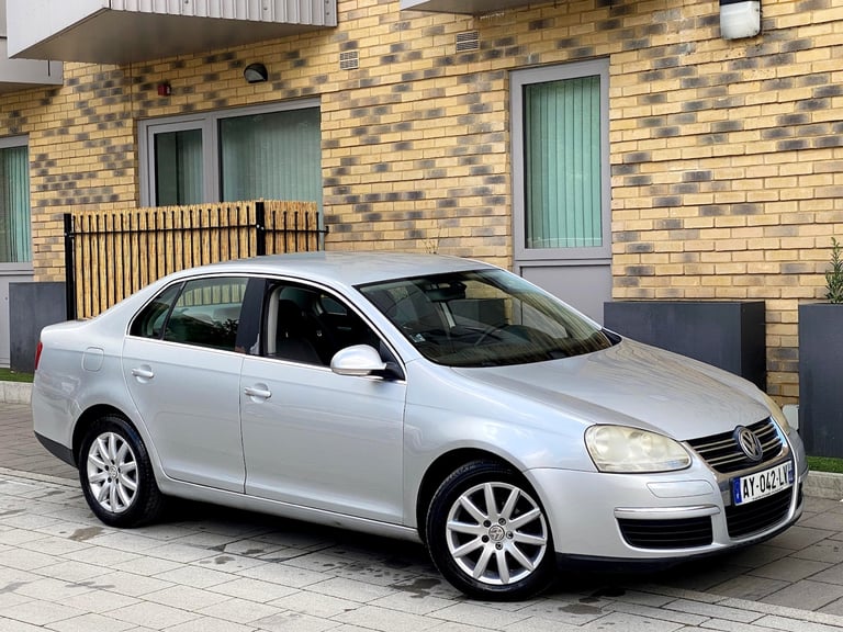 LEFT HAND DRIVE 2006 VOLKSWAGEN JETTA 1.6 FSI PETROL [FRENCH PLATES] MANUAL| LHD