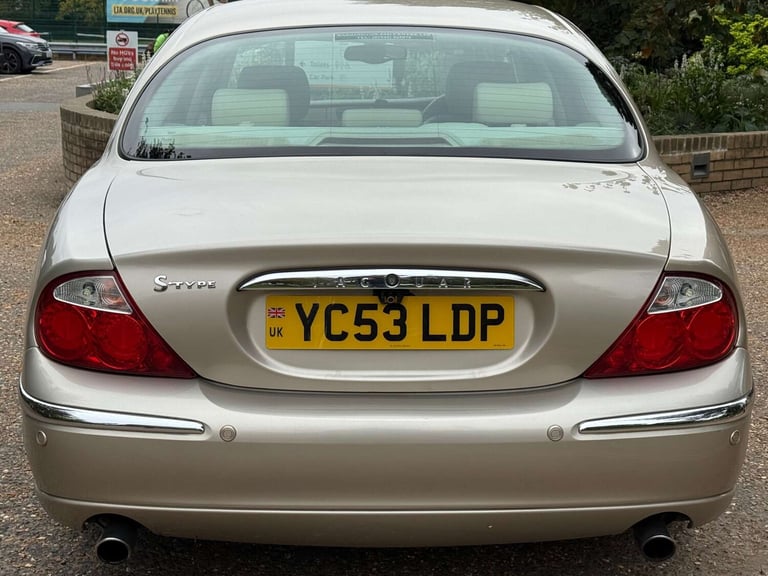 2003 Jaguar S-Type 2.5 S-Type V6 SE Auto 4dr Saloon Petrol Automatic