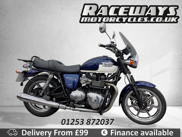 TRIUMPH BONNEVILLE SE 865 BLUE AND WHITE,  2011 11 REG, 15,832 MILES, USED