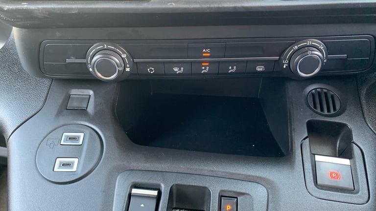 2024 Peugeot Partner 1.5 BlueHDi 1000 Asphalt Standard Panel Van 5dr Diesel EAT8 SWB Euro 6 (s/s ...