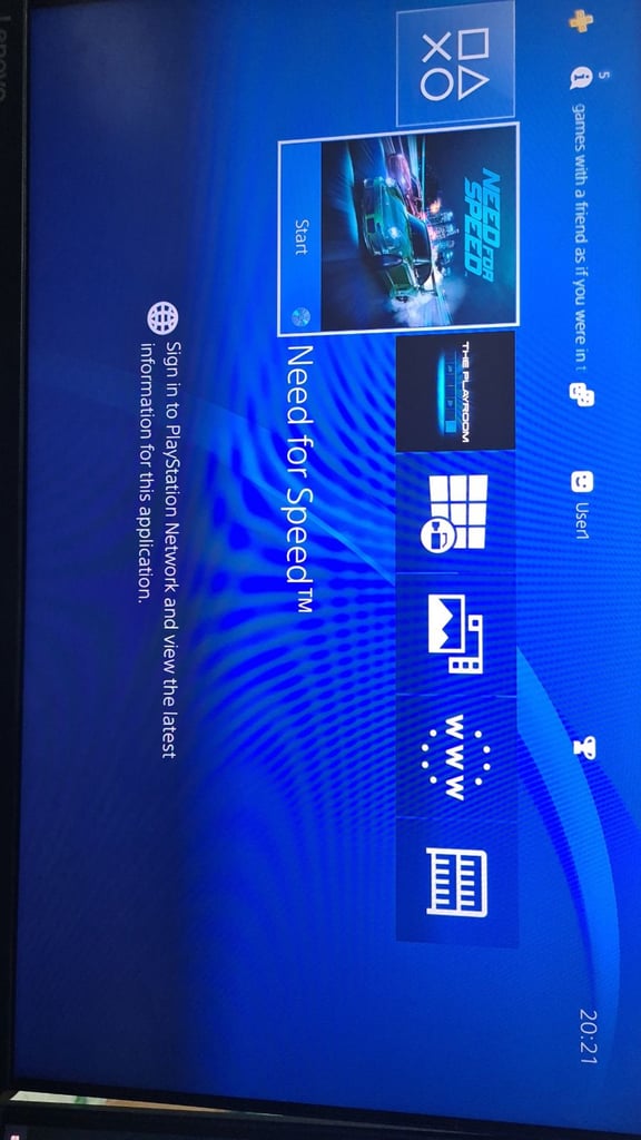 PS4 Slim 500GB - 1 Controller + Cables
