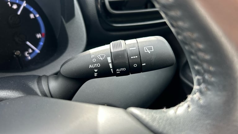 2021 Toyota Yaris Cross 1.5 Hybrid Design 5dr CVT Hybrid Estate Estate Hybrid Automatic