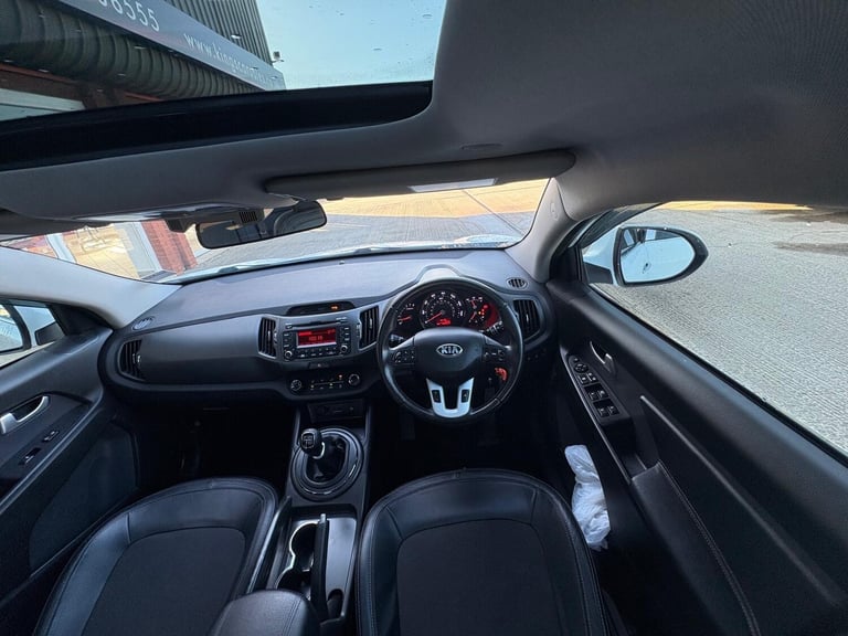 2013 Kia Sportage 1.6 GDi ISG 2 5dr ++ TWIN SUNROOF / HALF LEATHER / ULEZ ++ ESTATE Petrol Manual