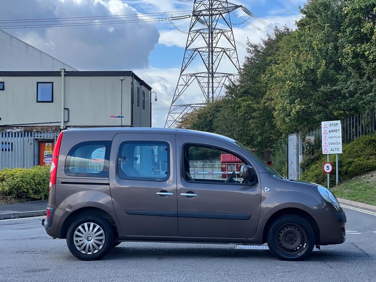2011 Renault Kangoo 1.6 16V Expression Auto Euro 5 5dr MPV Petrol Automatic