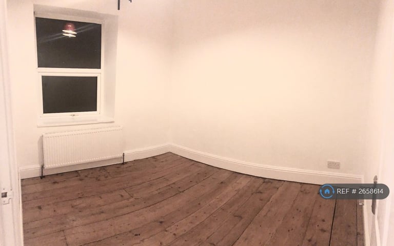 image for 2 bedroom house in Whitfield Cross, Glossop, SK13 (2 bed) (#2658614)