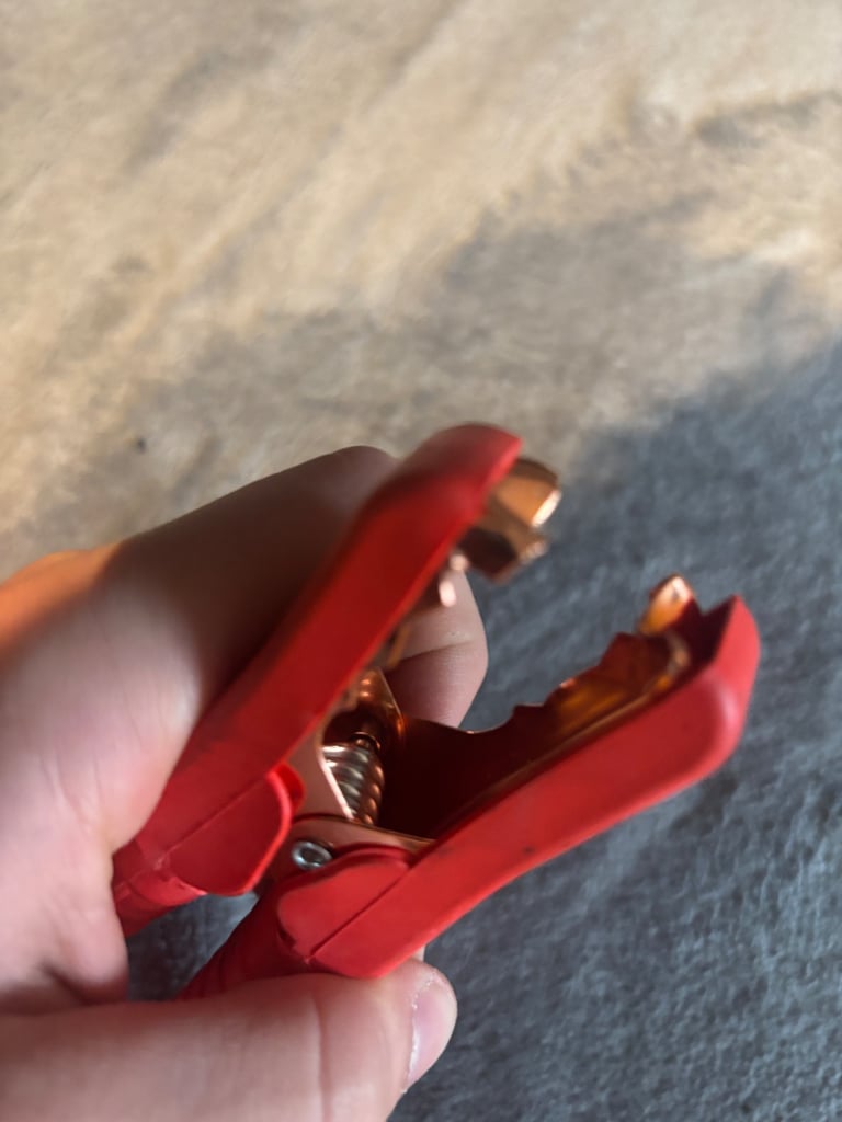 Jumper cable for cars 