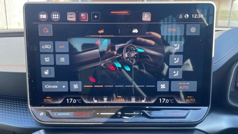 2025 Cupra Leon 1.5 eTSI (150ps) V2 DSG Automatic SUV Hybrid Automatic