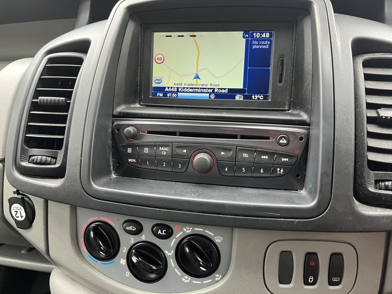 2010 Renault Trafic SL29dCi 115 [Sat Nav] Van PANEL VAN Diesel Manual