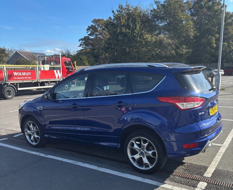 * TOP SPEC * 2016 FORD KUGA 2.0 TDCI TITANIUM SPORT SUV 150 BHP 6 SPEED MANUAL EURO 6 *