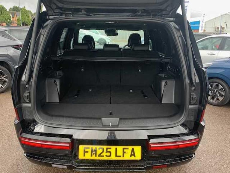 2025 Hyundai Santa Fe 1.6 TGDi Hybrid Calligraphy 5dr 4WD Auto ESTATE Petrol/Electric Hybrid Auto...