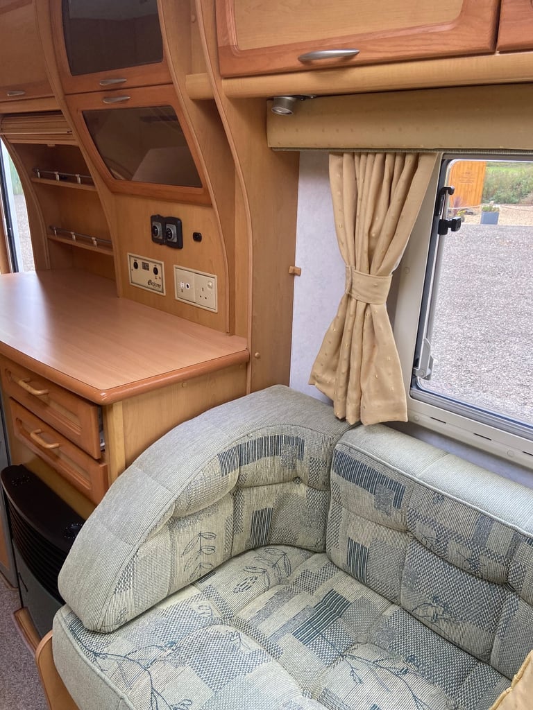 Compass Magnum Classic 2 Berth Caravan 