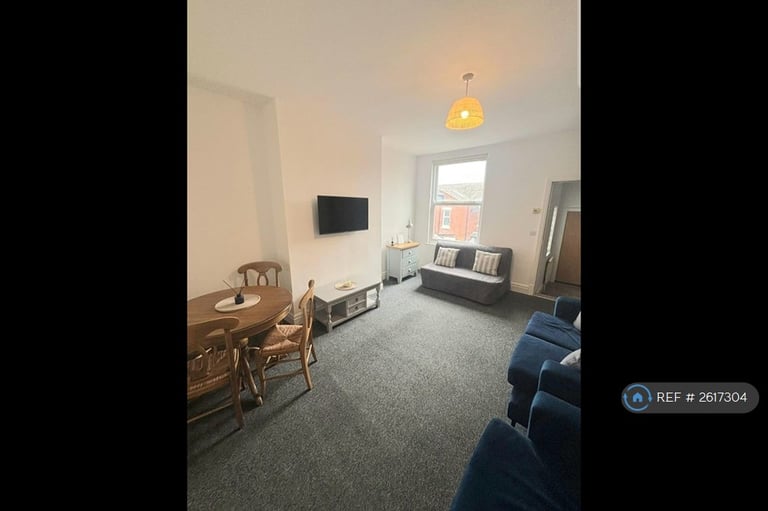 image for 1 bedroom flat in Clifton Street, Lytham St. Annes, FY8 (1 bed) (#2617304)
