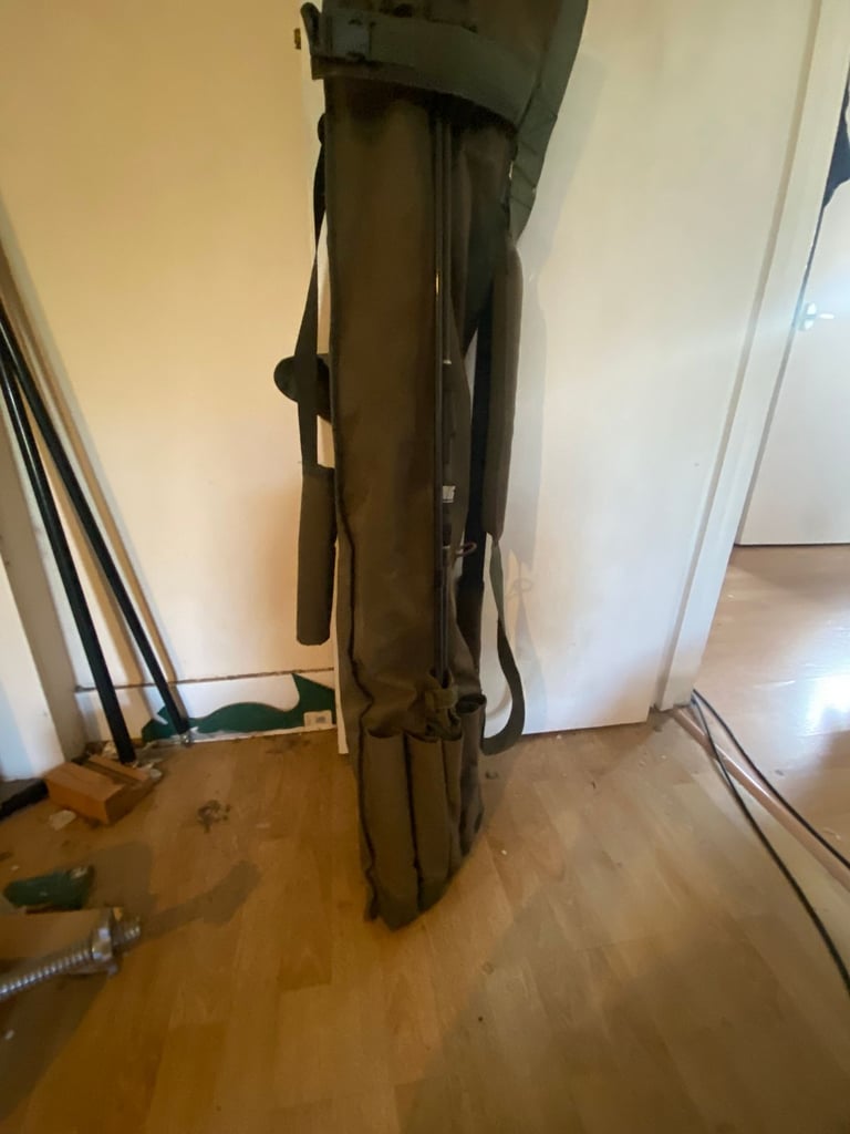 Trakker 5 rod quiver bag