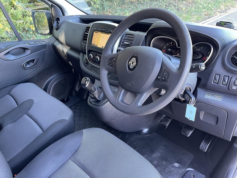 2020 Renault Trafic 2.0 dCi ENERGY 30 Business SWB Standard Roof Euro 6 (s/s) 5dr PANEL VAN Diese...