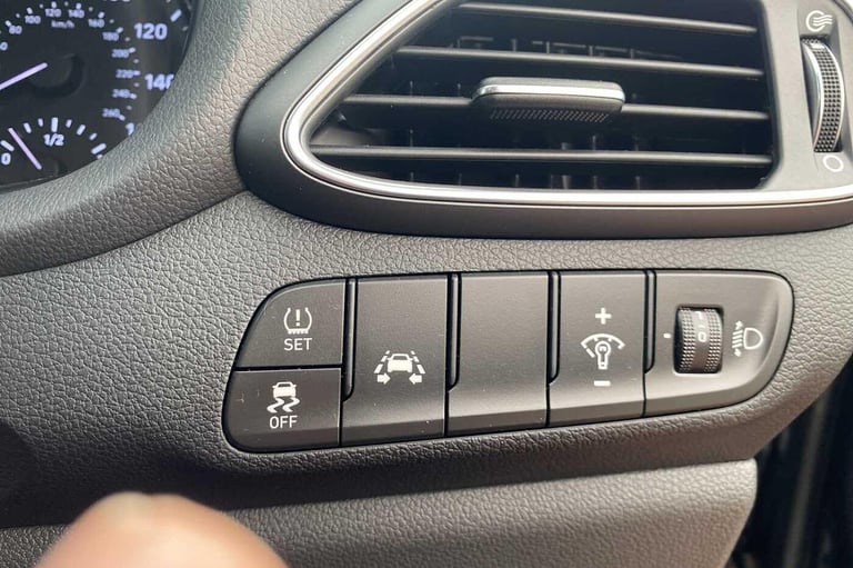 2020 Hyundai i30 1.6 CRDi SE Nav 5dr HATCHBACK Diesel Manual