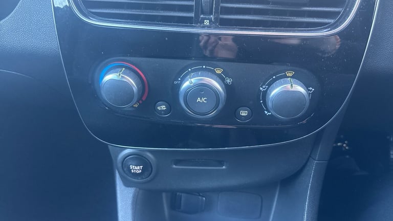 2019 Renault Clio 0.9 TCE 90 Iconic 5dr Petrol Hatchback Hatchback Petrol Manual