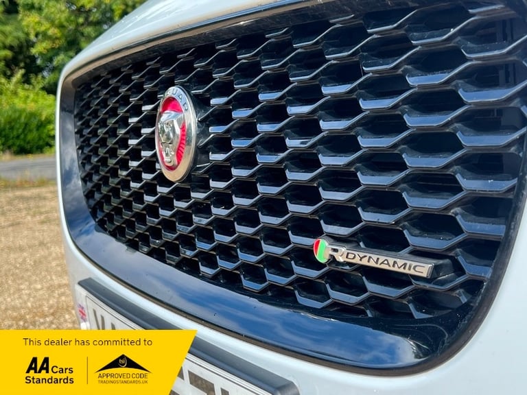 Jaguar E-PACE R-DYNAMIC S AUTOMATIC