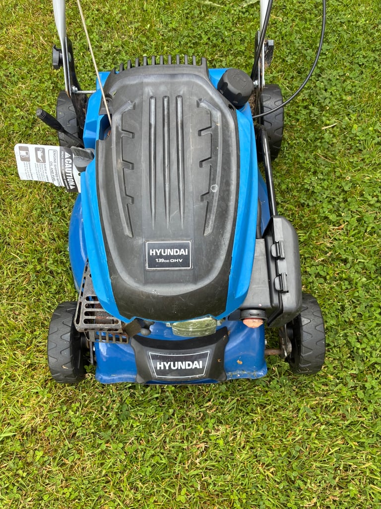 Lawnmower 
