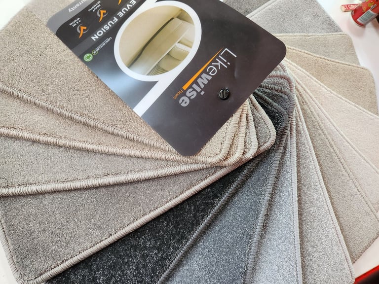 LAMINATE FLOORING PACKS + PALLETS + CARPETS + VINYL